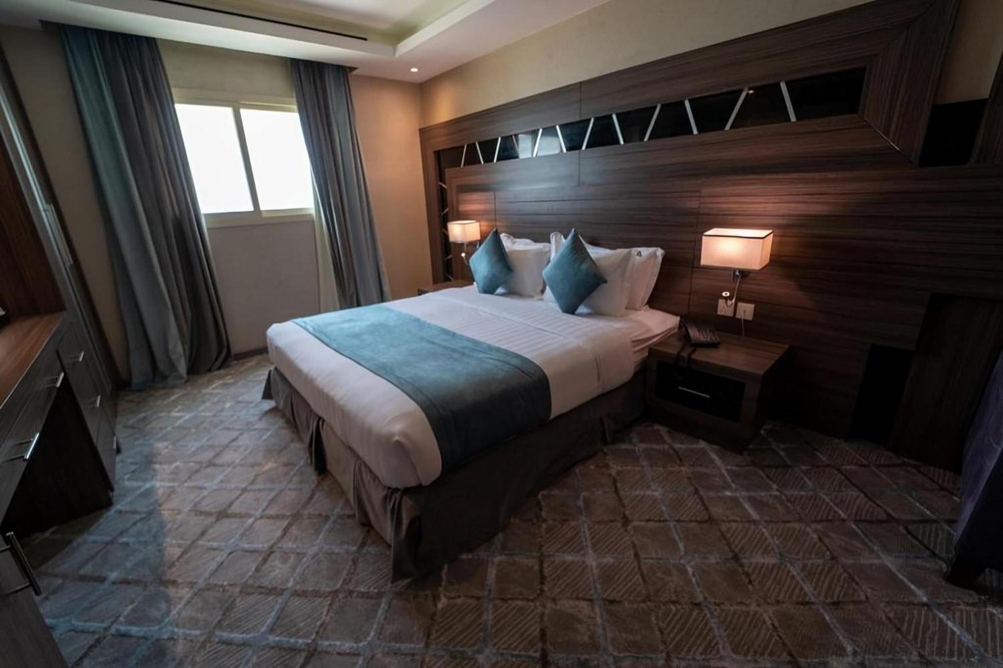 Continent Sumou Hotel Khobar Bagian luar foto