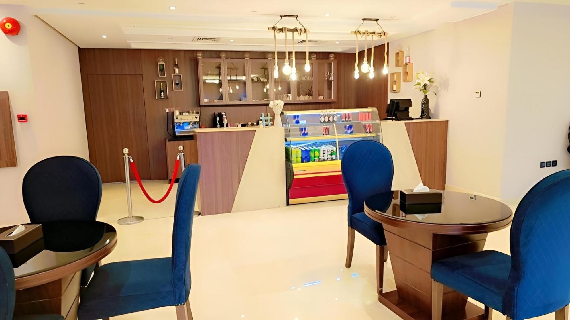 Continent Sumou Hotel Khobar Bagian luar foto