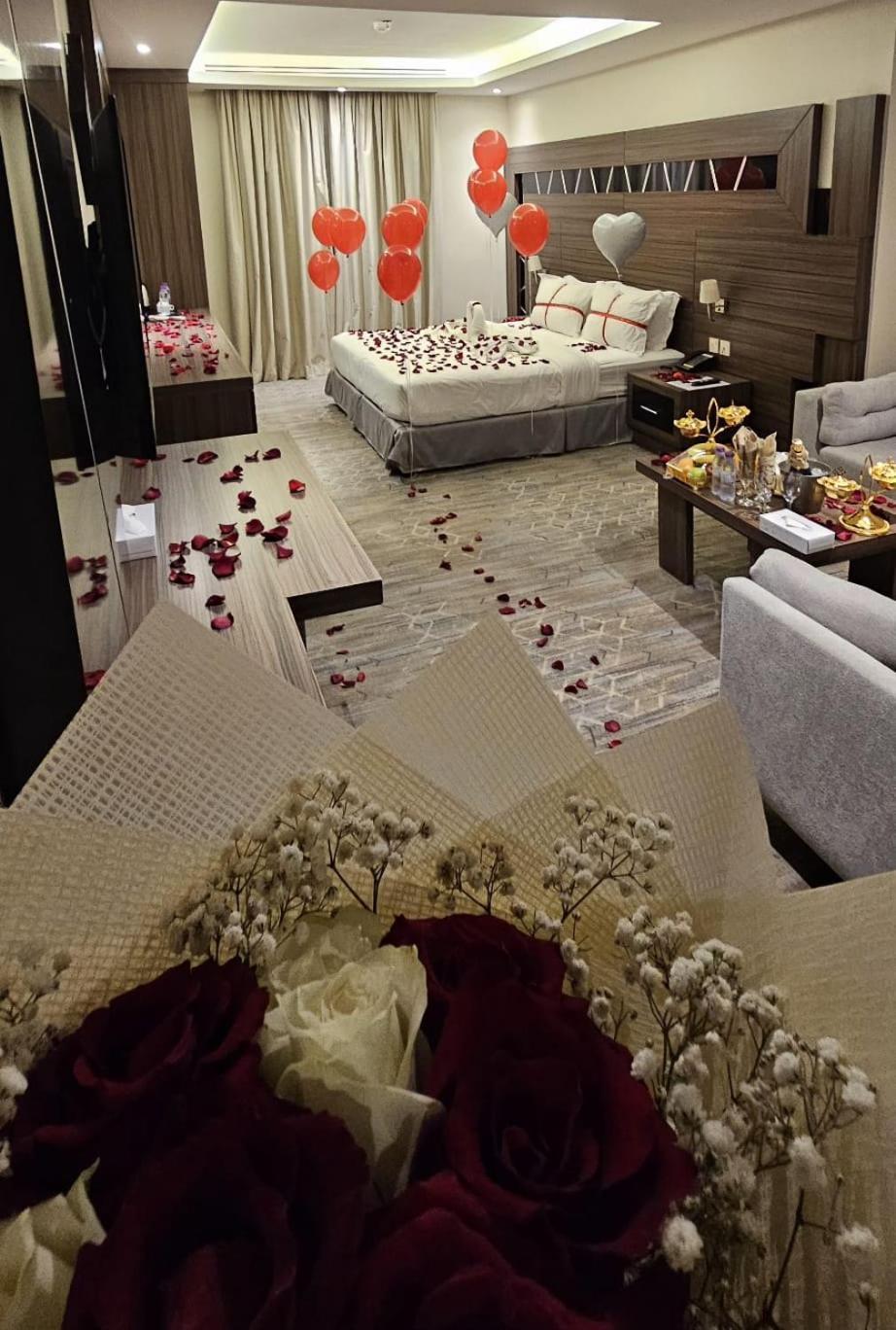 Continent Sumou Hotel Khobar Bagian luar foto
