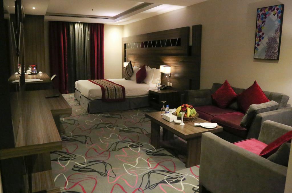Continent Sumou Hotel Khobar Bagian luar foto