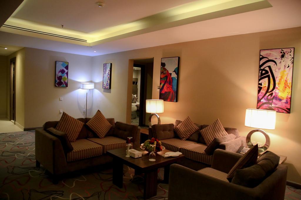 Continent Sumou Hotel Khobar Bagian luar foto