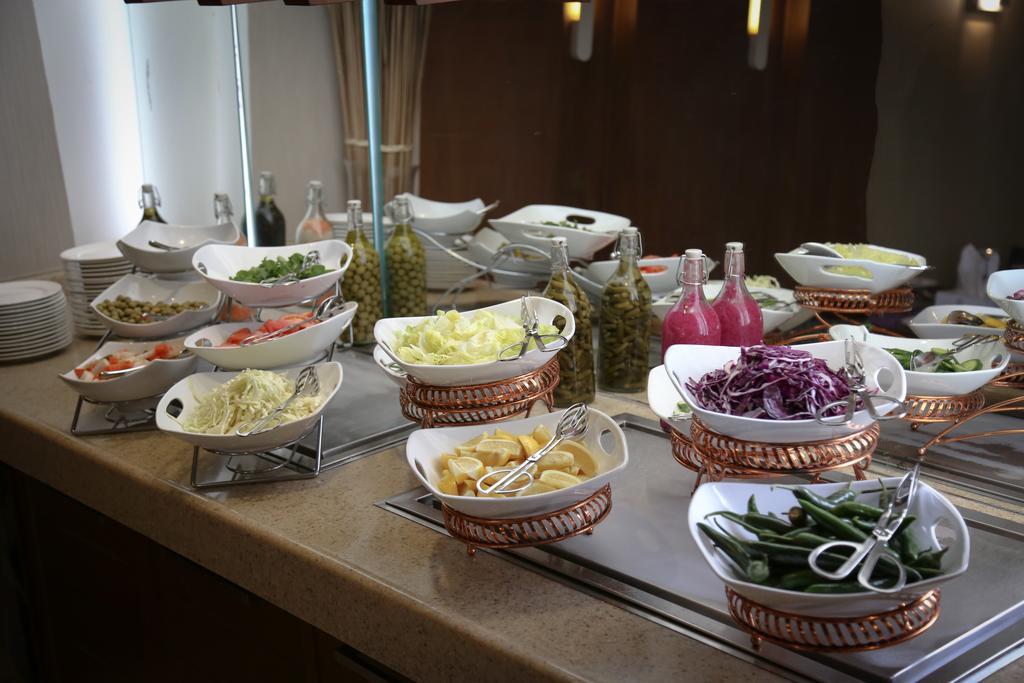 Continent Sumou Hotel Khobar Bagian luar foto